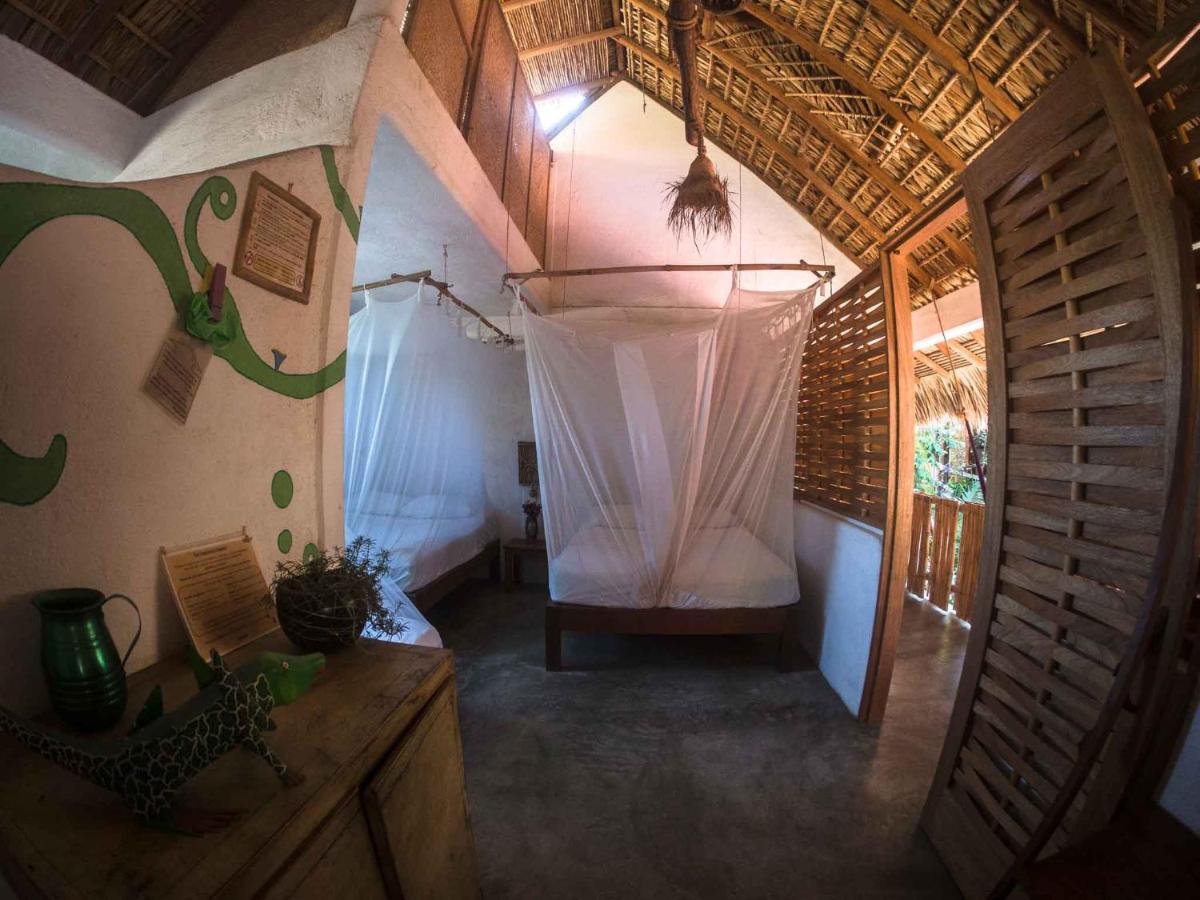 Una Posada Mas مازونتي المظهر الخارجي الصورة